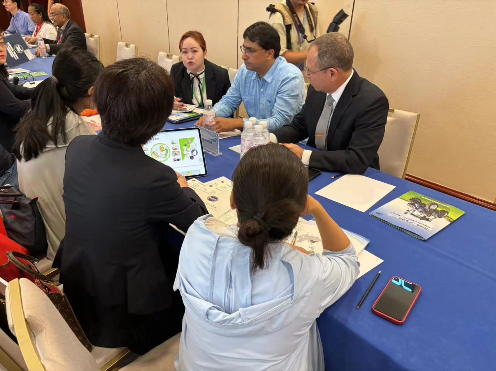 Delegación nicaragüense asiste a conferencia China (7)